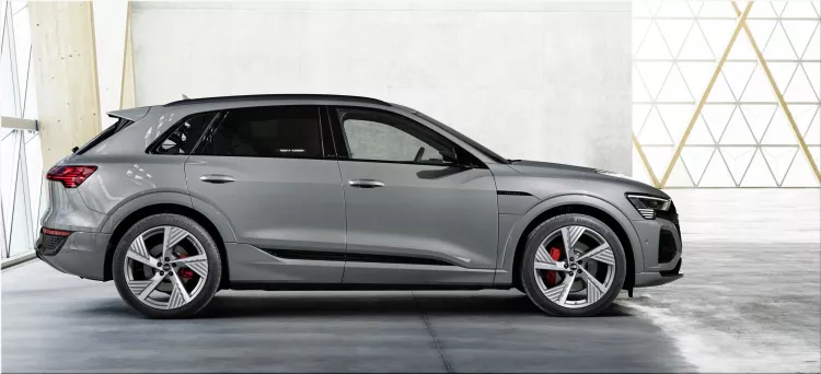 Audi Q8 e-tron Review