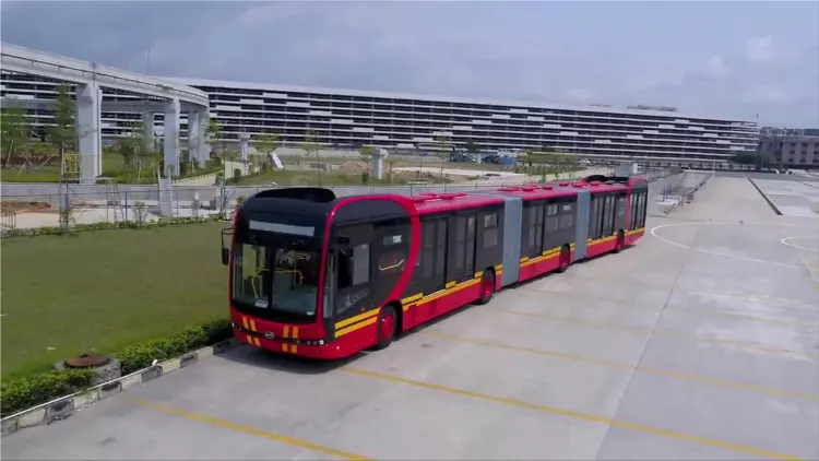 K12A, the longest electric bus