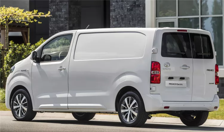 Toyota Proace Electric minivan