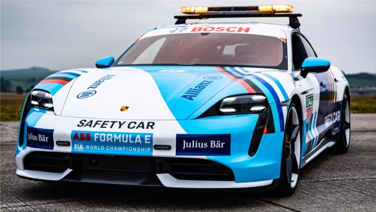 Porsche Taycan Turbo S is Safety Car in Formula E