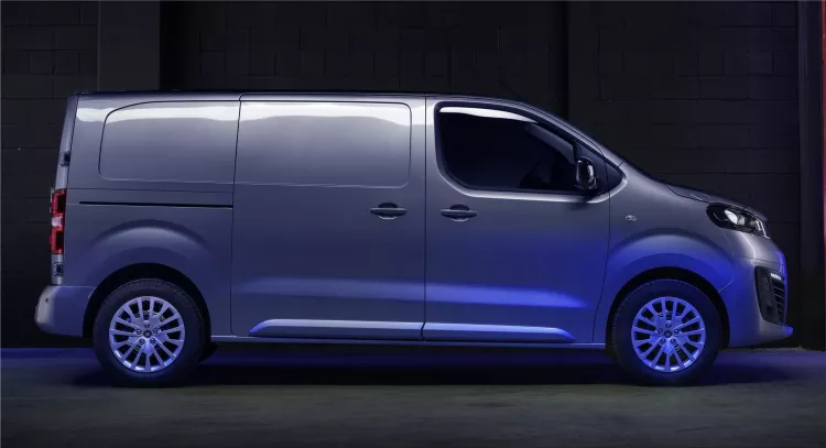 Fiat Scudo electric minivan