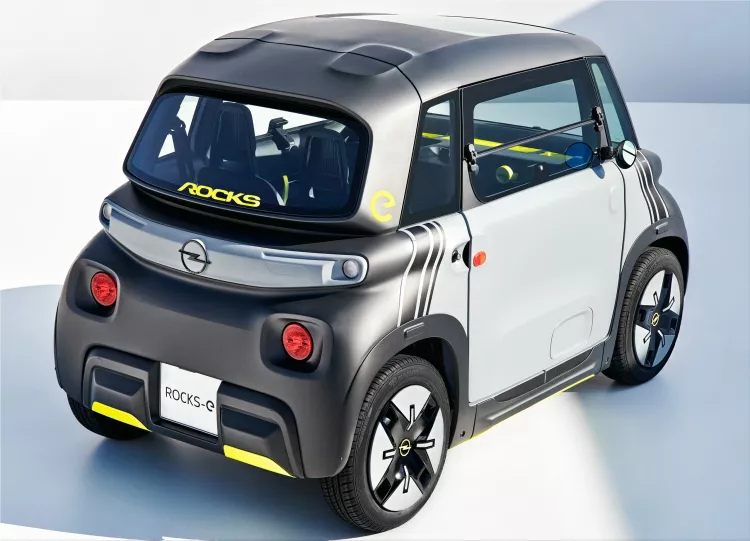 Opel Rocks-e electric vehicle