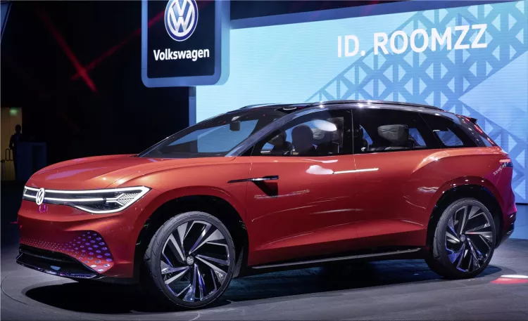 Volkswagen ID ROOMZZ electric family SUV