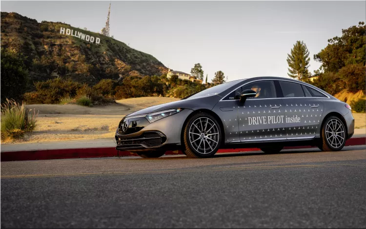 Mercedes-Benz Level 3 autonomous driving