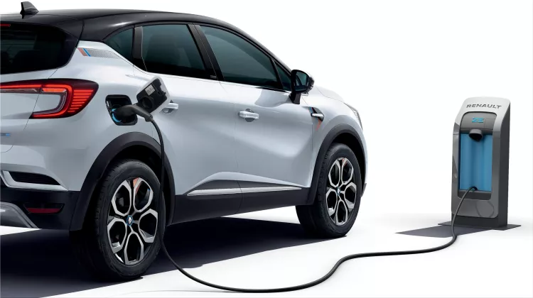 renault  100% electric compact SUV