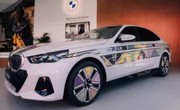 The BMW i5 Flow NOSTOKANA: A Color-Changing Electric Car Inspired by Esther Mahlangu