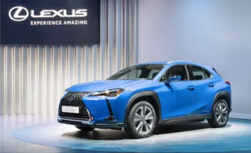 First 100% electric car from Lexus: UX 300e