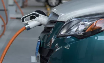 The Government will give tax incentives to those who buy electric cars